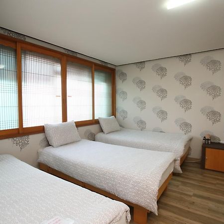 Jeju Airport Mira Guesthouse מראה חיצוני תמונה