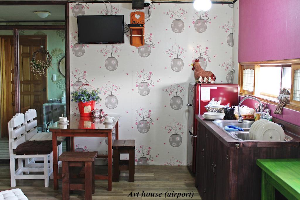 Jeju Airport Mira Guesthouse מראה חיצוני תמונה