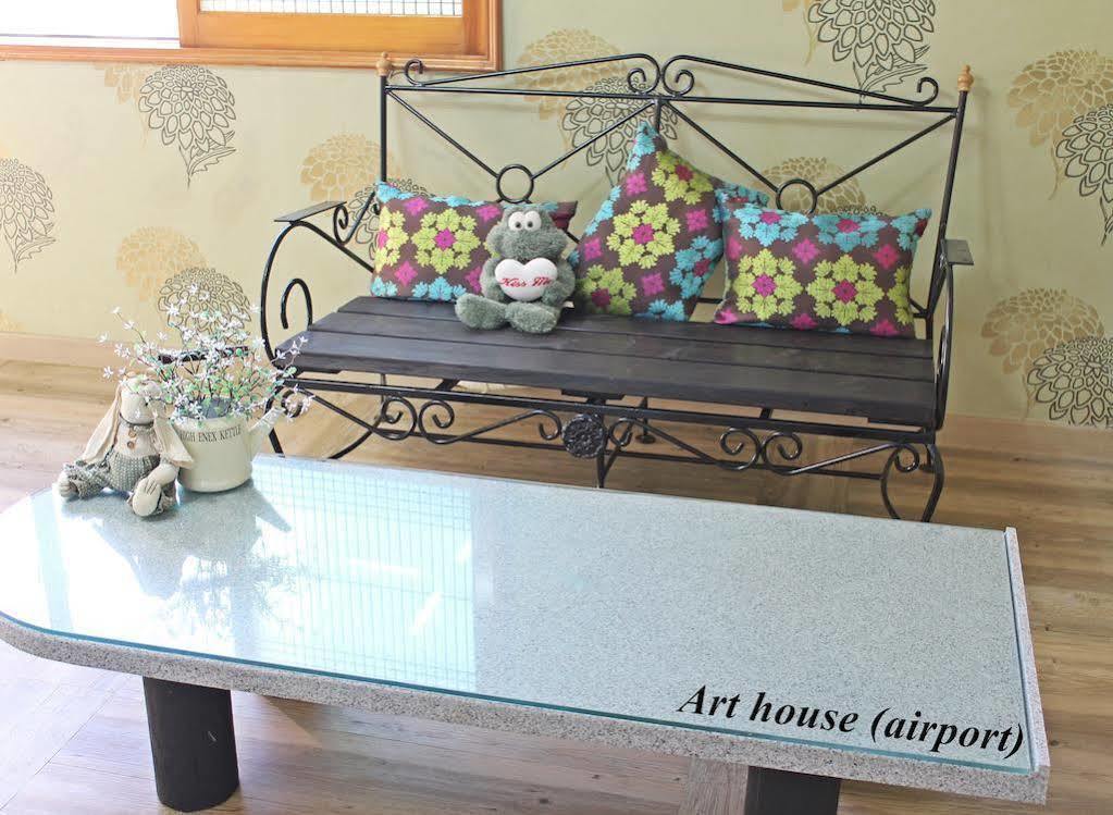 Jeju Airport Mira Guesthouse מראה חיצוני תמונה